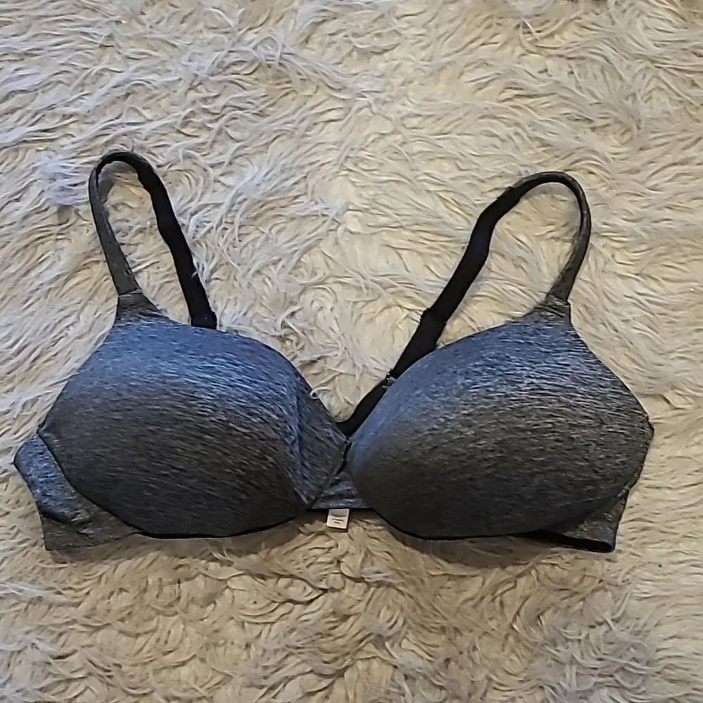 Cacique womens true embrace tshirt gray bra size 46d‎
